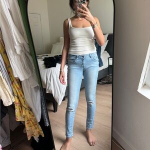 Kensie Jeans, skinny jeans size 27, light wash, ripped knees